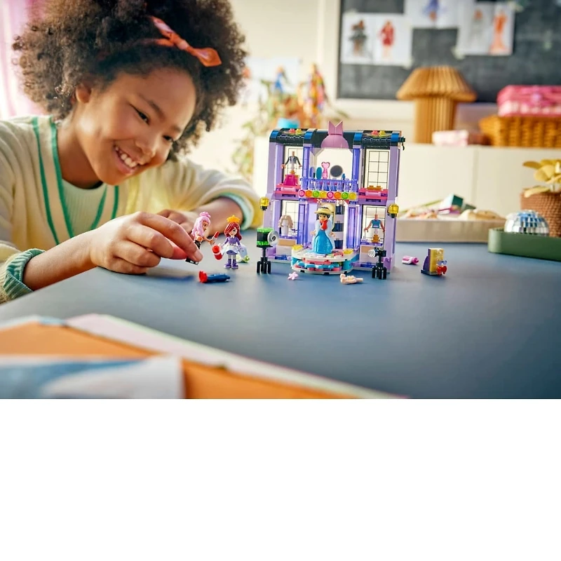 LEGO Friends Heartlake City Fashion Show  410 Pieces