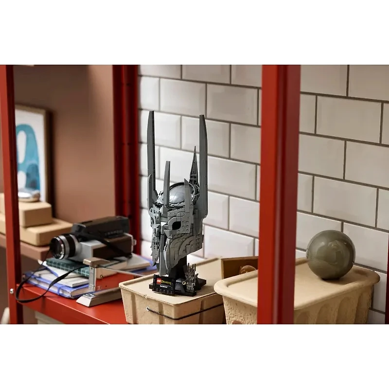 LEGO Icons The Lord of the Rings: Sauron’s Helmet 538 Pieces