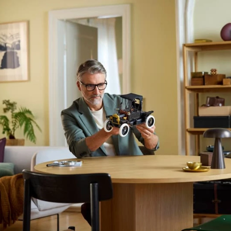 LEGO Icons Ford Model T 1060 Pieces