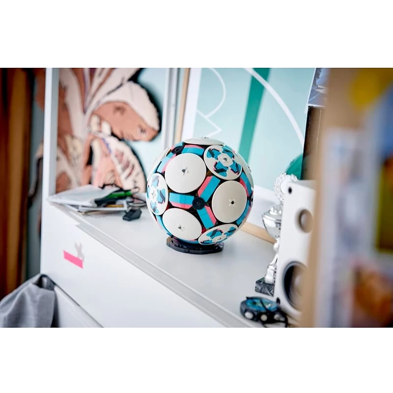 LEGO Editions Soccer Ball 1498 Pieces
