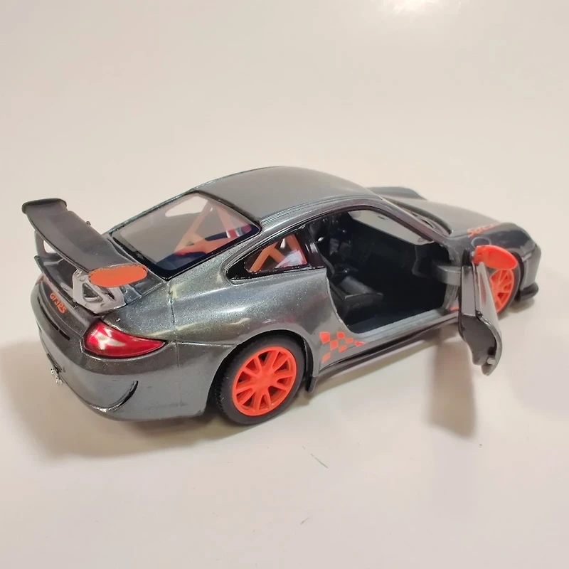 Porsche 911 GT3 RS 1:36 Scale 5″ Die-Cast Model Car