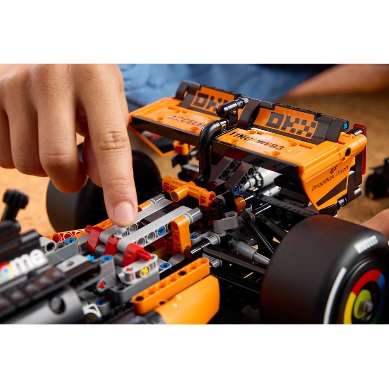 McLaren MCL39 F1® Car 1675Pieces
