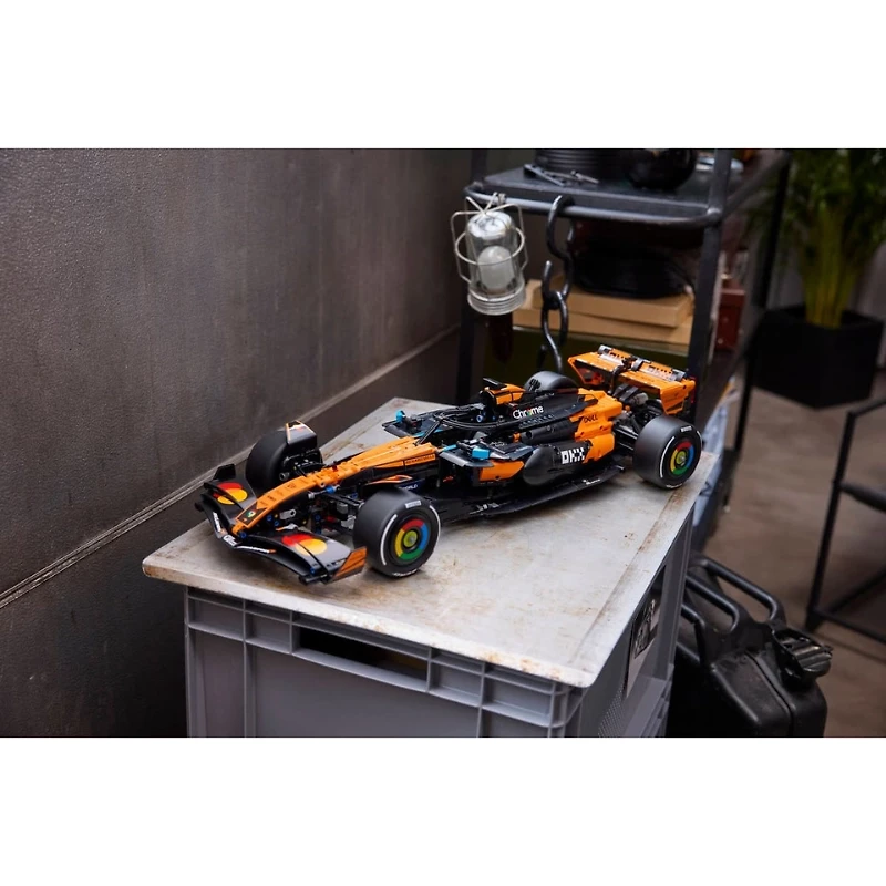 McLaren MCL39 F1® Car 1675Pieces
