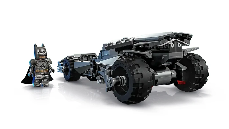 LEGO Batman Batman v Superman Batmobile 220 Pieces