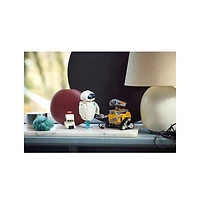 LEGO Disney WALL-E and EVE 811 Pieces