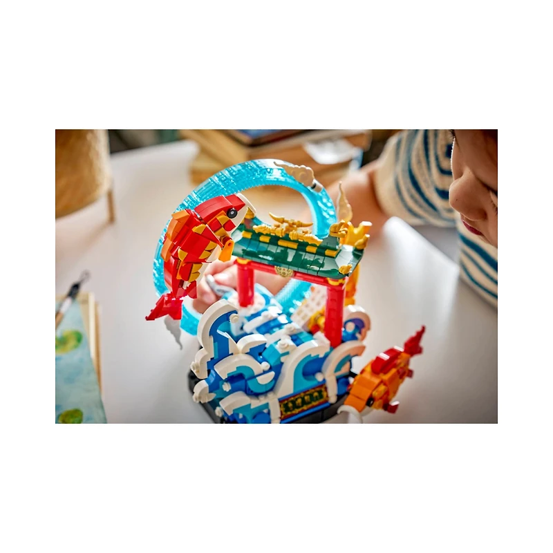 LEGO Chinese Festivals Prosperity Carp Leaping 736 Piece