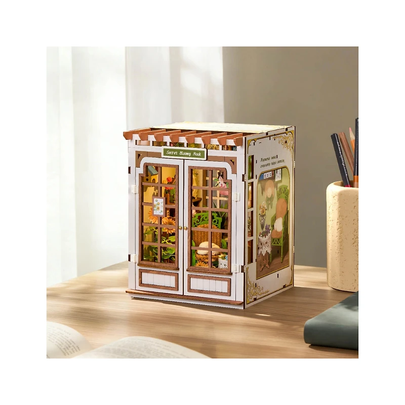 Robotime Rolife DIY Book Nook Kit – Secret Bloomy Nook