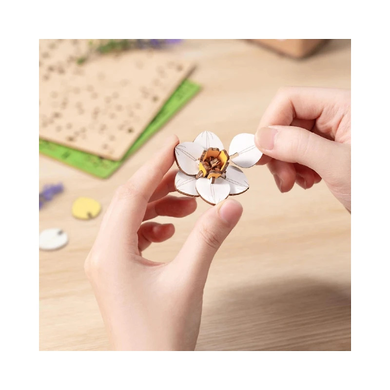 Robotime Rowood DIY Wooden Flower Bouquet Kit – Narcissus