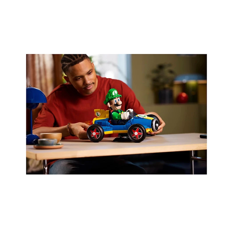 LEGO Super Mario Mario Kart – Luigi & Mach 8 – 2234
Pieces