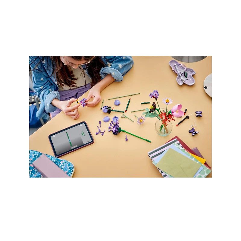 LEGO Editions Olivia Rodrigo’s Flower Bouquet 400 Pieces