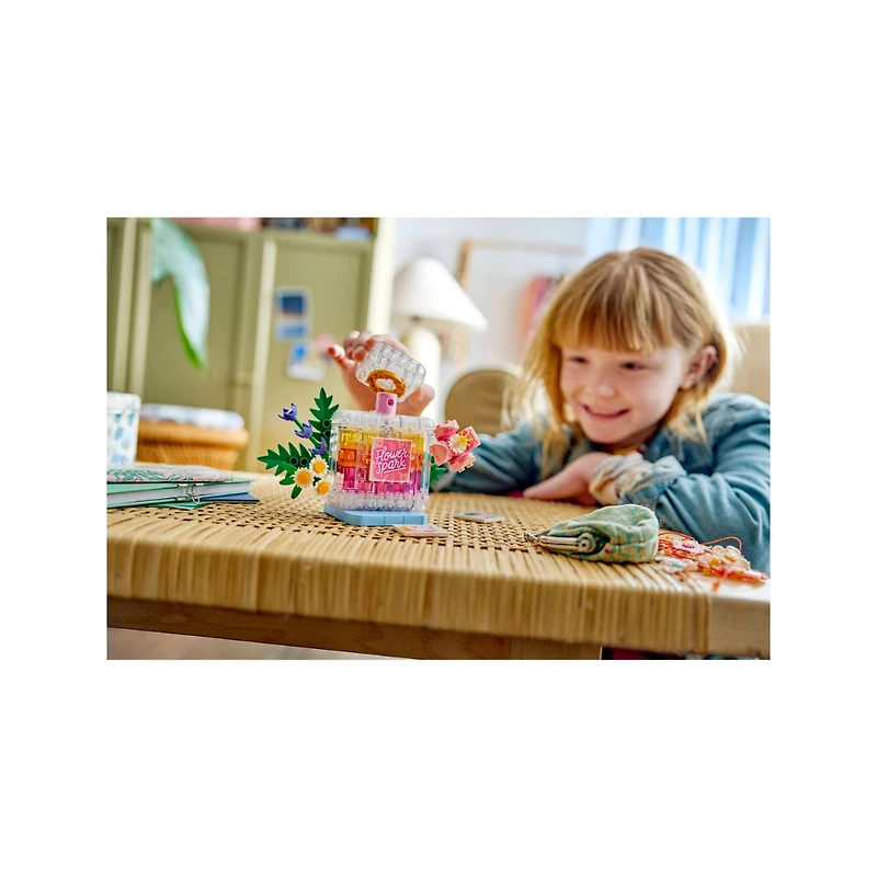 LEGO Creator 3-in-1 Floral Decor Perfume Bottle 286 Pieces