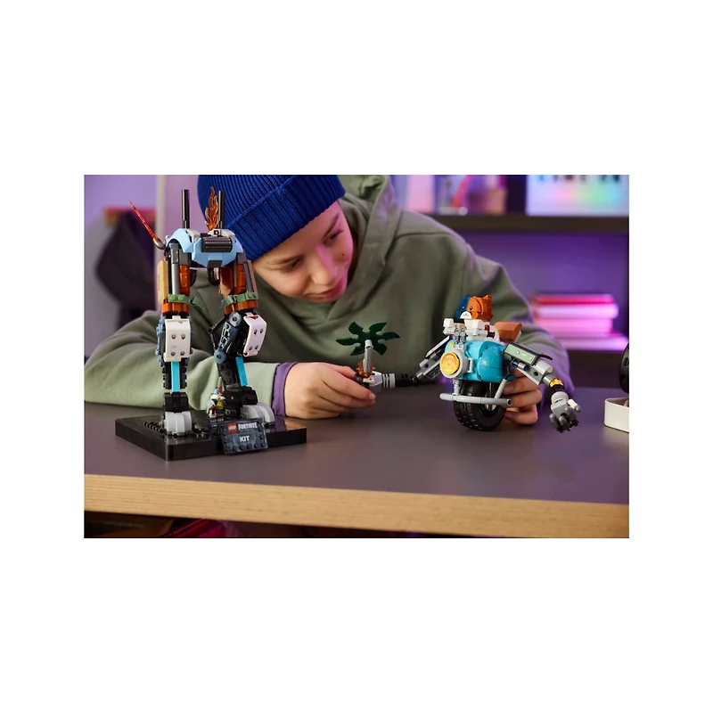 LEGO Fortnite KIT 1230 Pieces