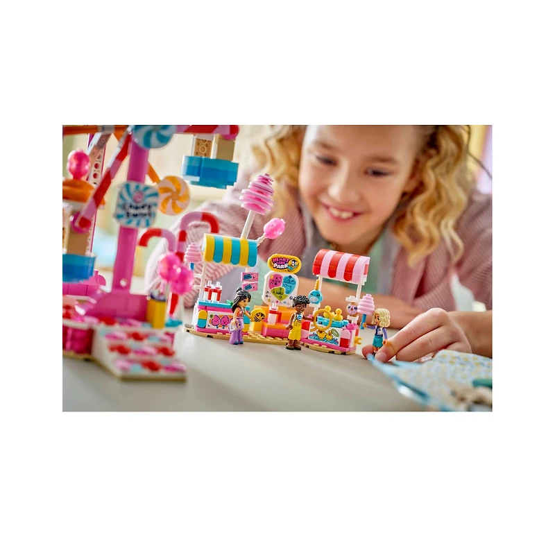 LEGO Friends Candy & Cupcake Ferris Wheel 602 Pieces