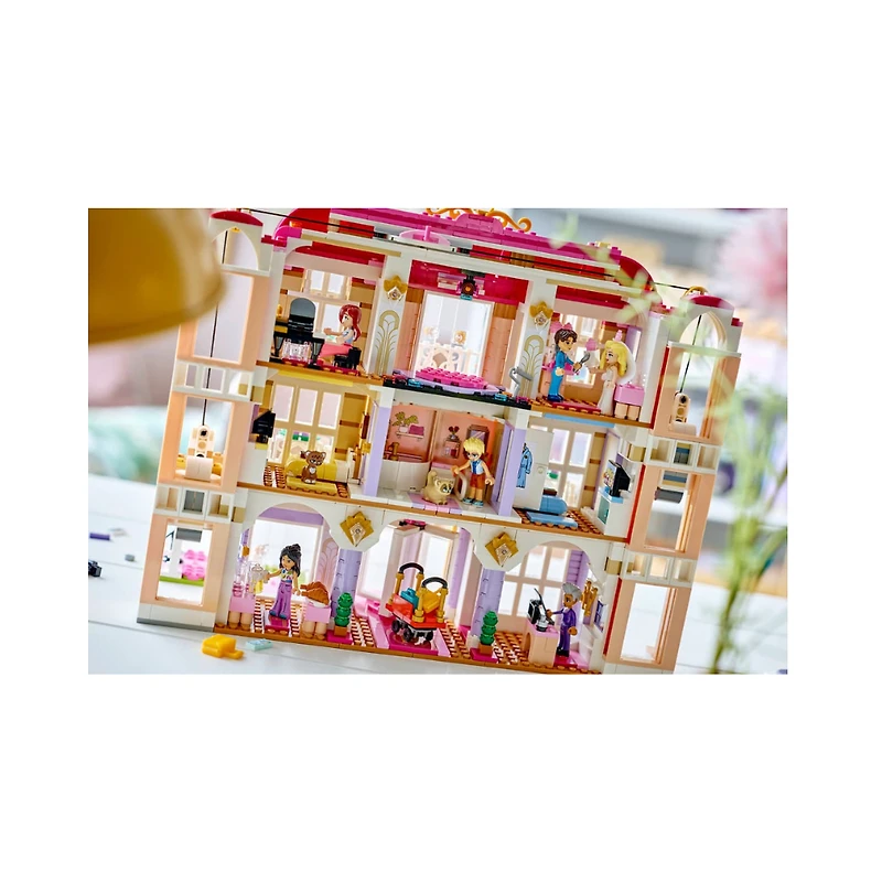LEGO Friends Heartlake City Grand Hotel 1406 Pieces