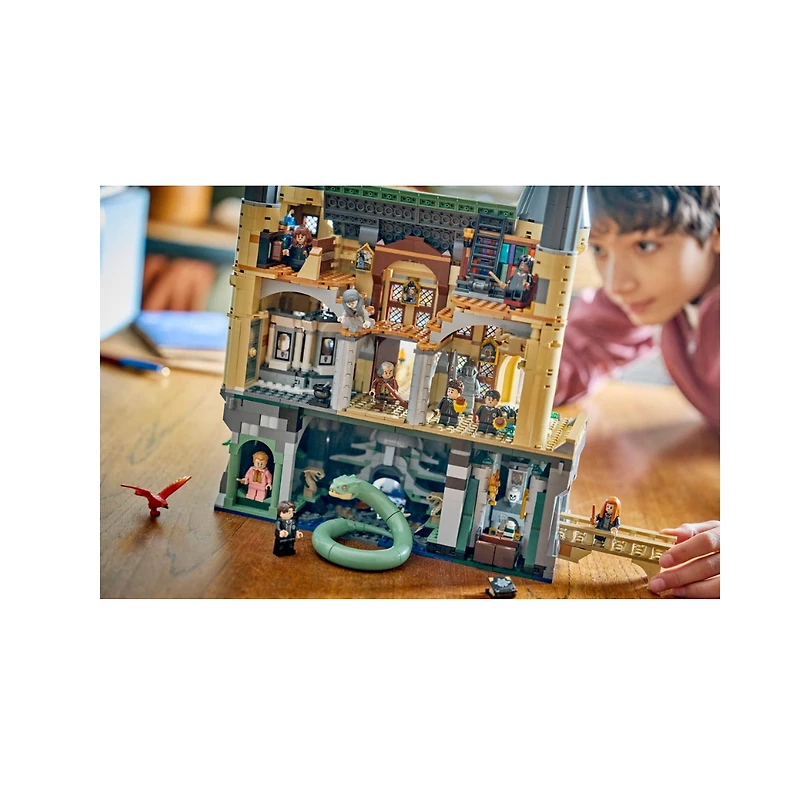 LEGO Harry Potter Hogwarts Castle: East Wing 2164 Pieces