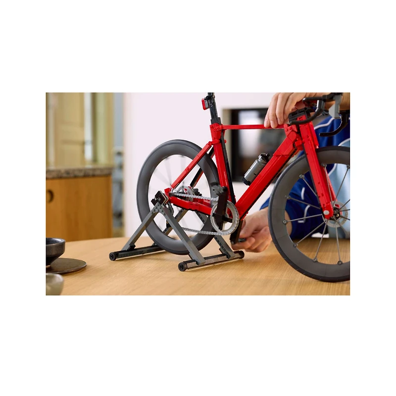 LEGO Icons Road Bike 1015 Pieces