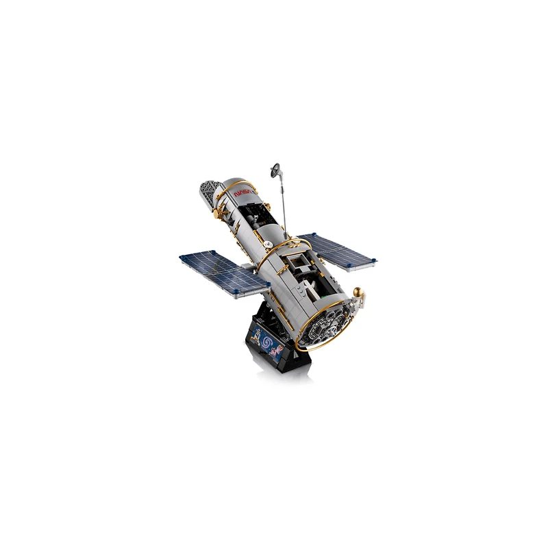 LEGO Icons Hubble Space Telescope 1252 Pieces