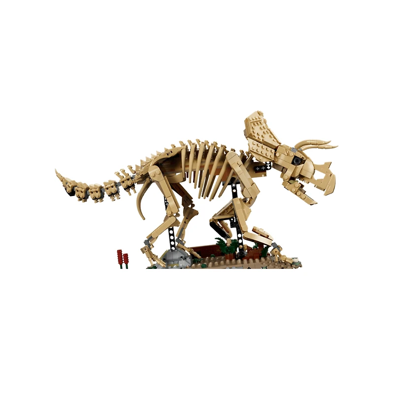 LEGO Jurassic World Dinosaur Fossils: Triceratops 1154 Pieces