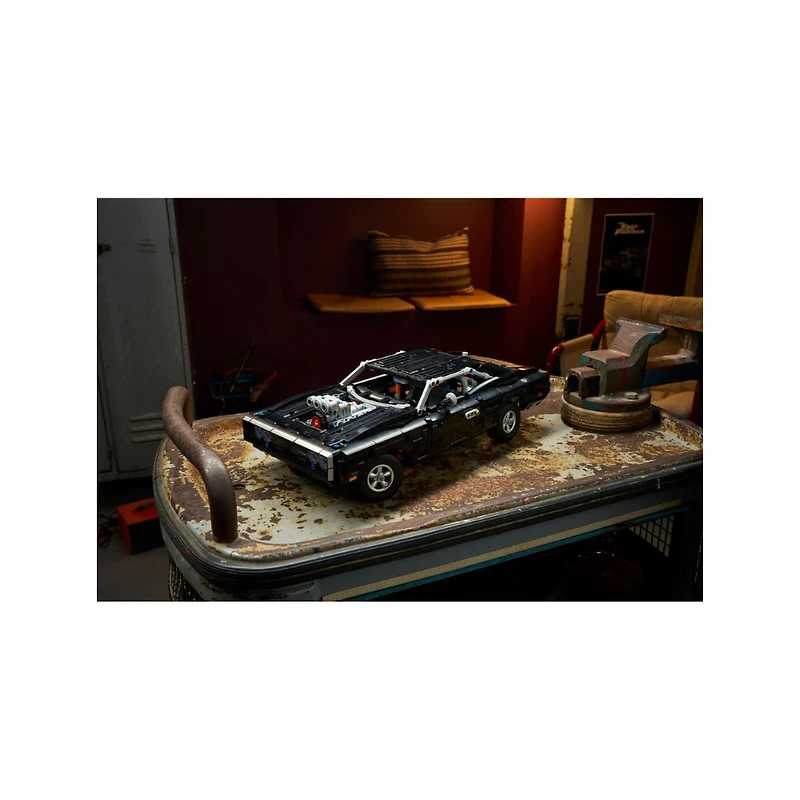LEGO Technic Fast and Furious Dodge Charger R/T Car – 1516 Pieces