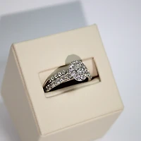 Oval Cut Solitaire with Wedding Band