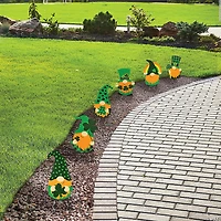 7 3/4" x 11 1/2" St. Patrick’s Day Gnome Yard Signs - 6 Pc.