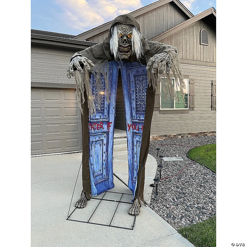 10' Animated Looming Ghoul Archway Prop