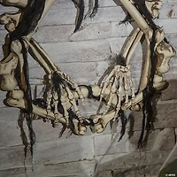 16.5" Lightup Skeleton Halloween Wreath