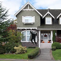 5' Creepy Climbing Dead Zombie Halloween Window Decor