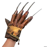 A Nightmare on Elm Street™ Deluxe Freddy Krueger Adults Costume Glove