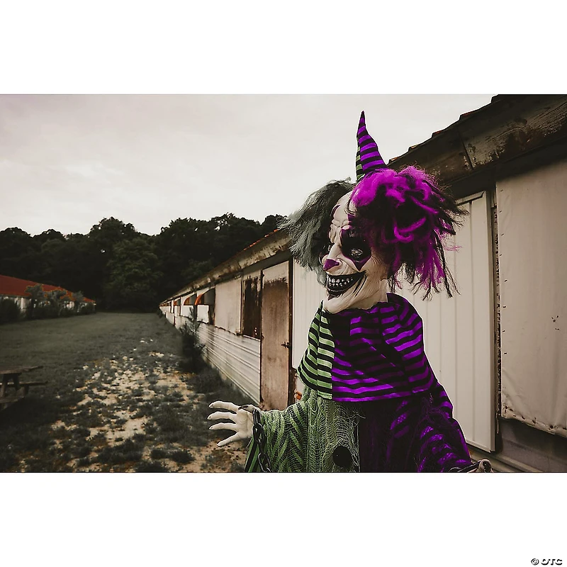 Animated Standing Scary Clown Halloween Decoration
