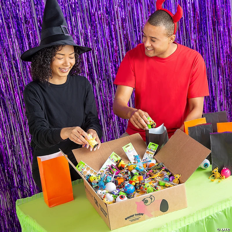 Bulk 500 Pc. Halloween Novelty Toy Assortment
