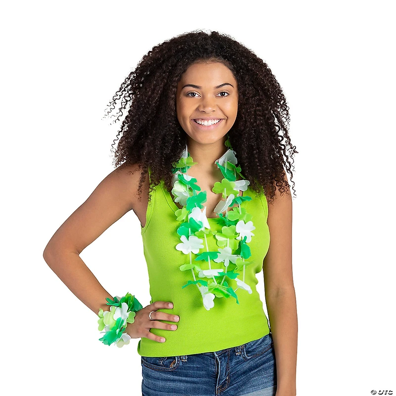 Bulk Green St. Patrick's Day Shamrock Plastic Leis