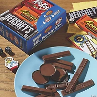 HERSHEY'S Full Size Chocolate Candy Bar Variety Pack (Hershey's, Reese's, Kit Kat) 18 Count