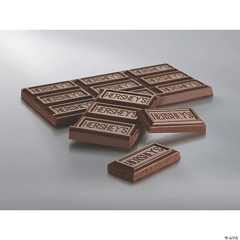 HERSHEY'S Full Size Chocolate Candy Bar Variety Pack (Hershey's, Reese's, Kit Kat) 18 Count