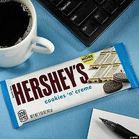 HERSHEY'S Full Size Cookies 'n' Creme Candy Bar, 1.55 oz, 36 Count