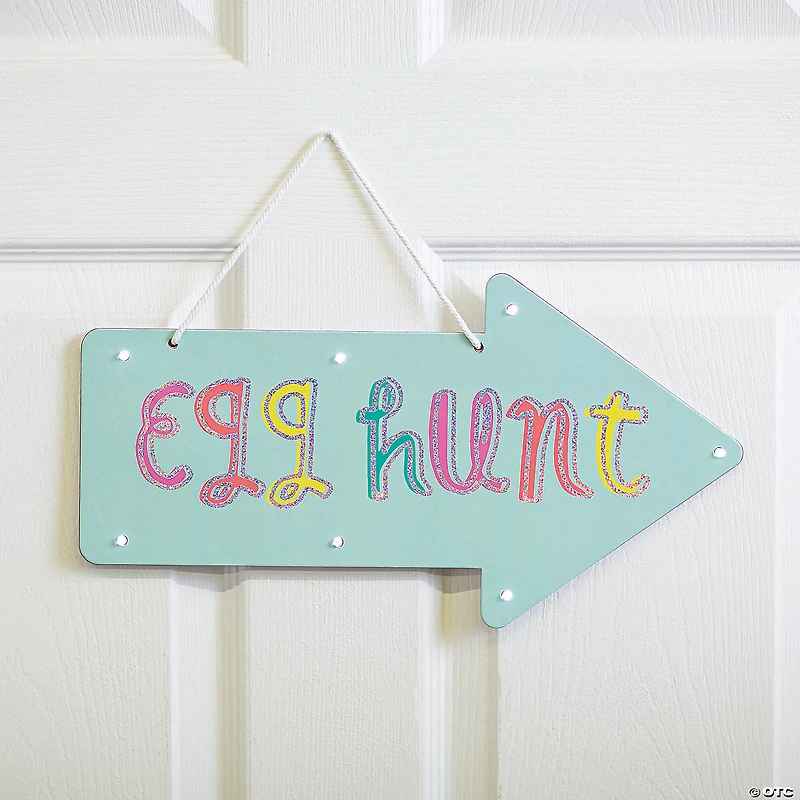 Light-Up Easter Egg Hunt Door Sign