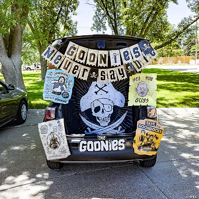 The Goonies™ Pirate Adventure Trunk-or-Treat Decorating Kit - 8 Pc.