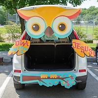 Value Owl You Need Is Jesus Trunk-or-Treat Decorating Kit
