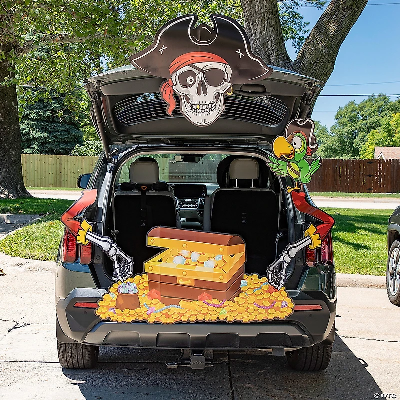 Value Spooky Pirate Trunk-or-Treat Decorating Kit