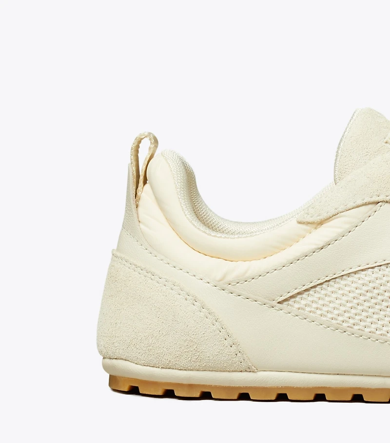 Field Sneaker
