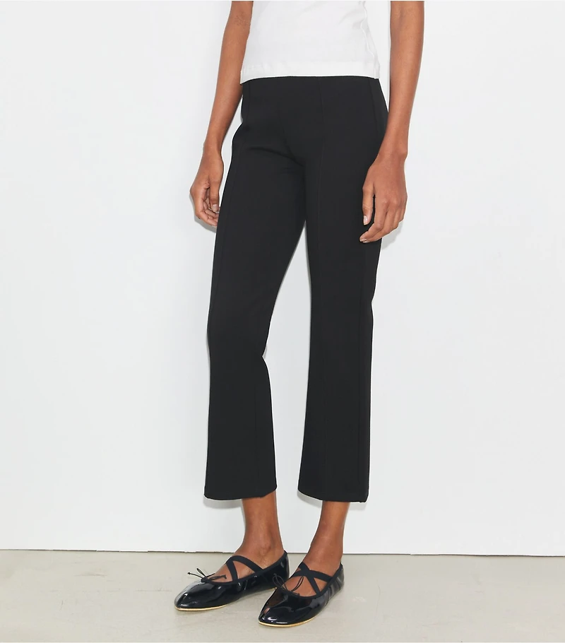 Flared Cropped Compression Pant