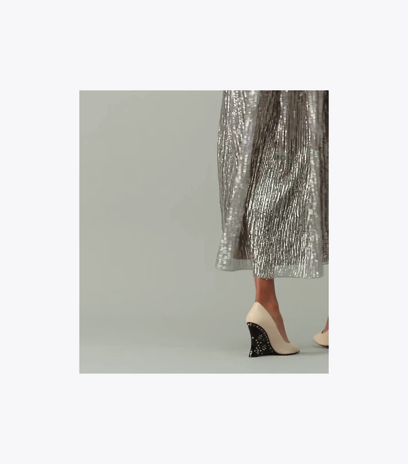 Jeweled Flower Wedge