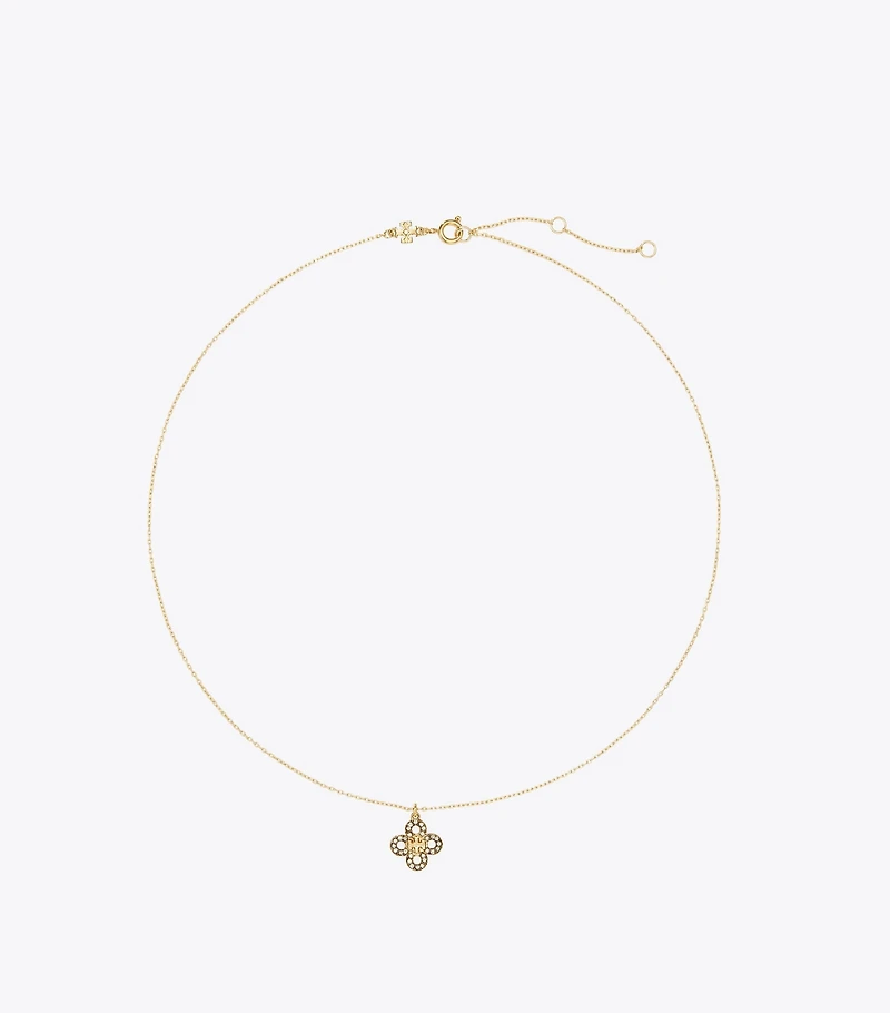 Kira Clover Pavé Pendant Necklace