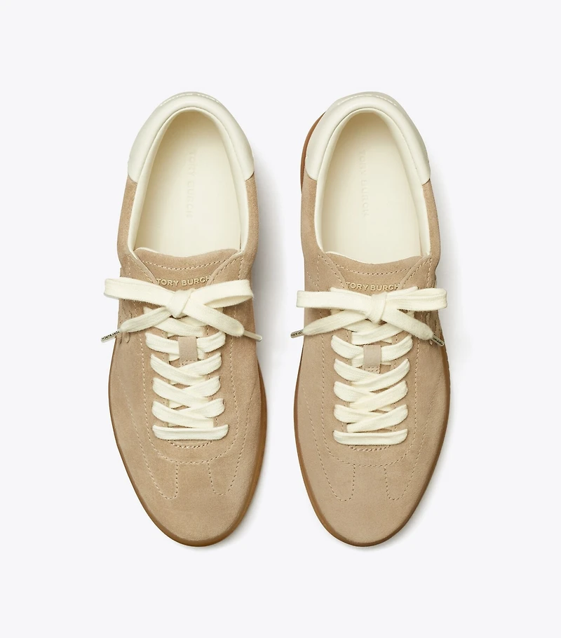 Phoenix Sneaker