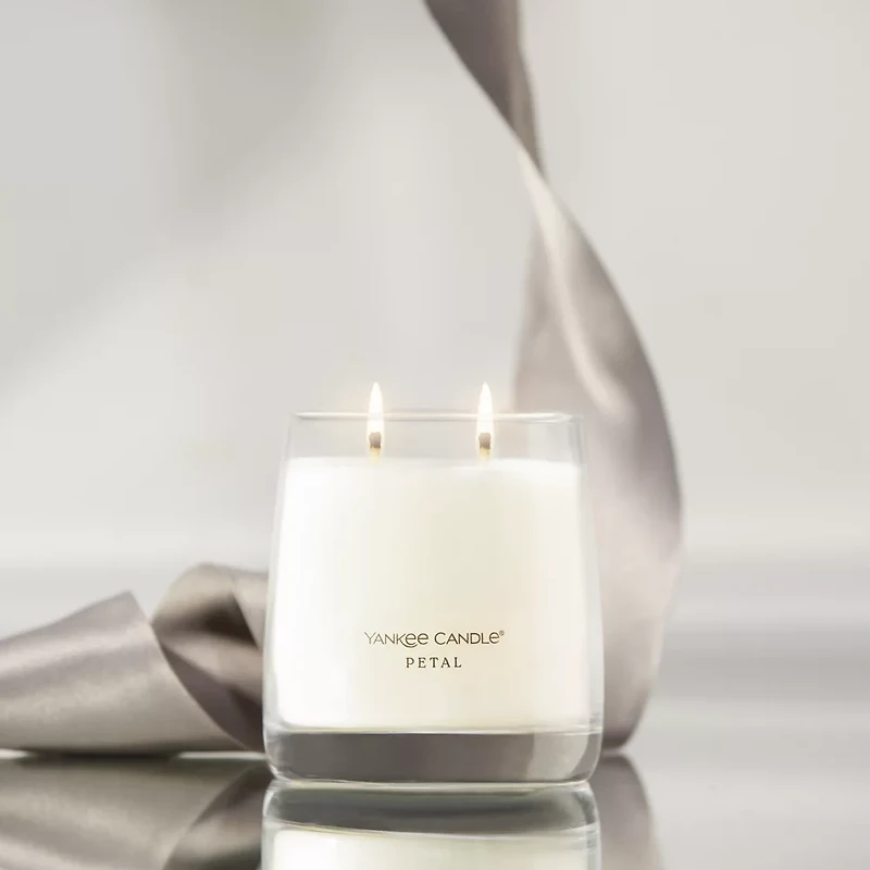 Petal Premium Two-Wick 12oz Candle