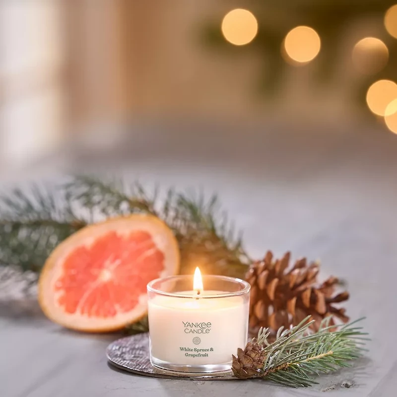 White Spruce & Grapefruit Mini Candle