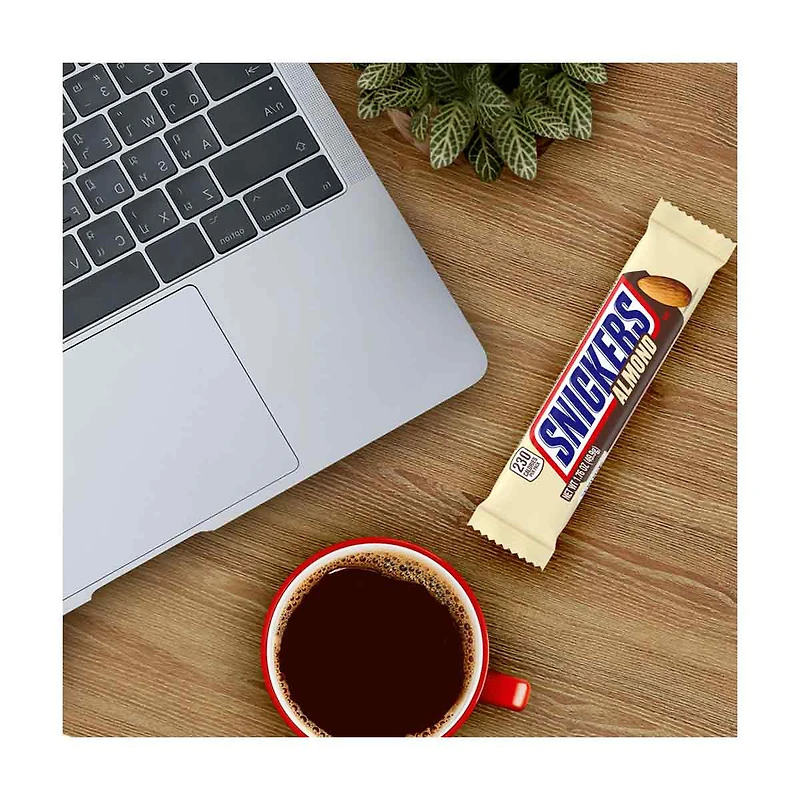 Snickers Almond Single Size Chocolate Candy Bar, 1.76 oz