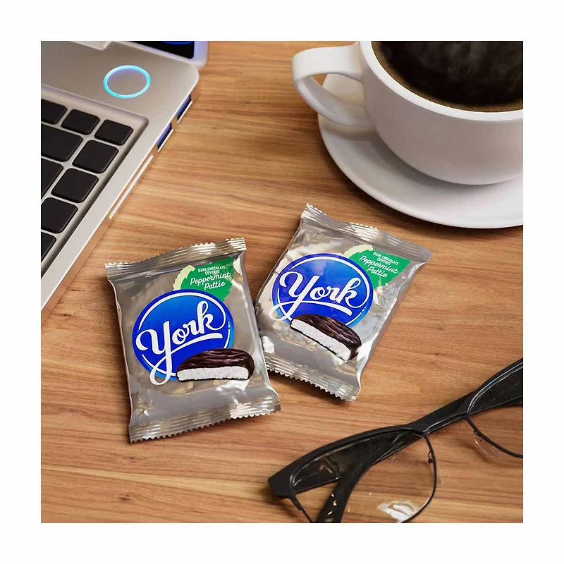 YORK Dark Chocolate Peppermint Patties, Candy Pack, 1.4 oz