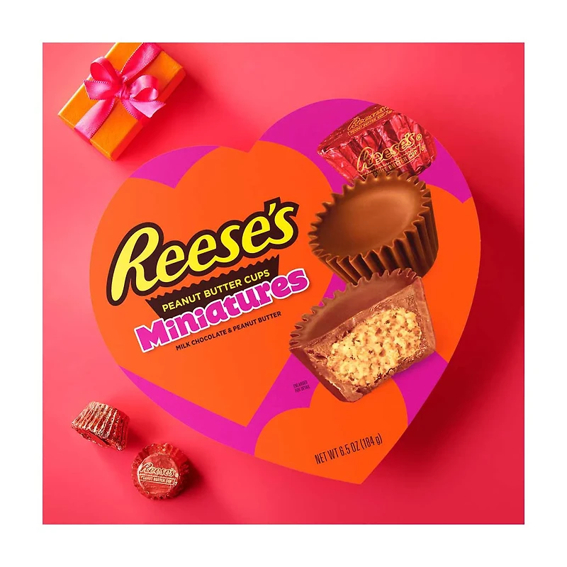 Reese's Miniatures Milk Chocolate Peanut Butter Valentine's Day Candy Gift Box, 6.5 oz