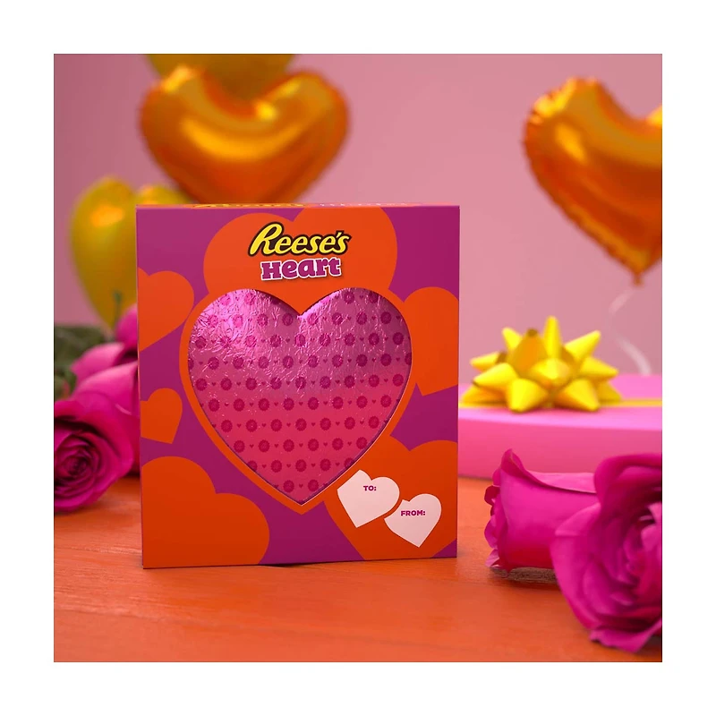 REESE'S Milk Chocolate Peanut Butter Heart, Valentine's Day Candy Gift Box, 5 oz